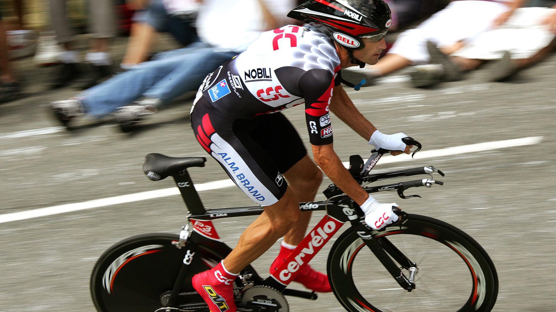 Astralis 与丹麦红十字会青年组织合作,推广社会责任